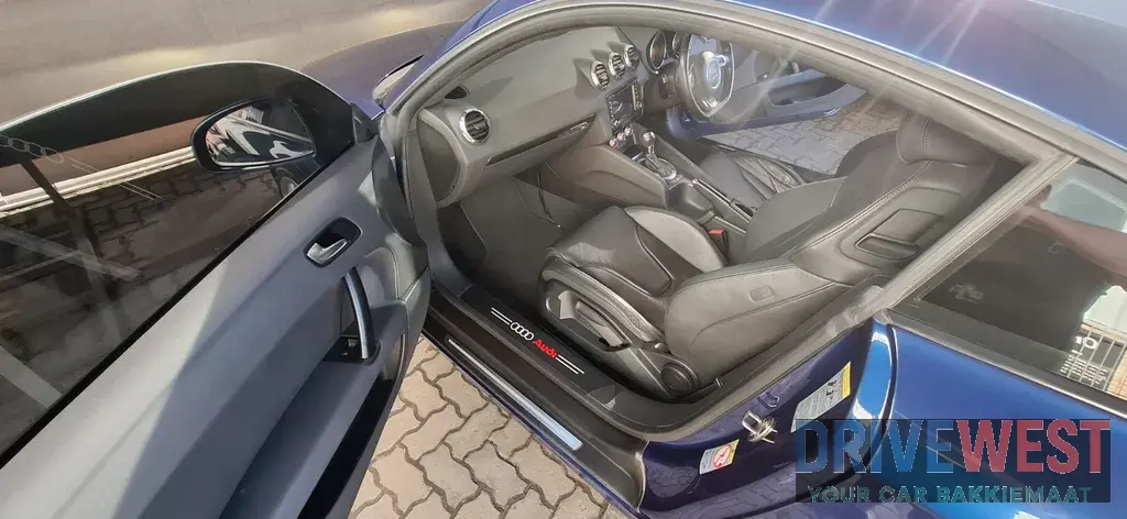 Audi  TT  2.0  T  FSI  S -Tronic Coupe