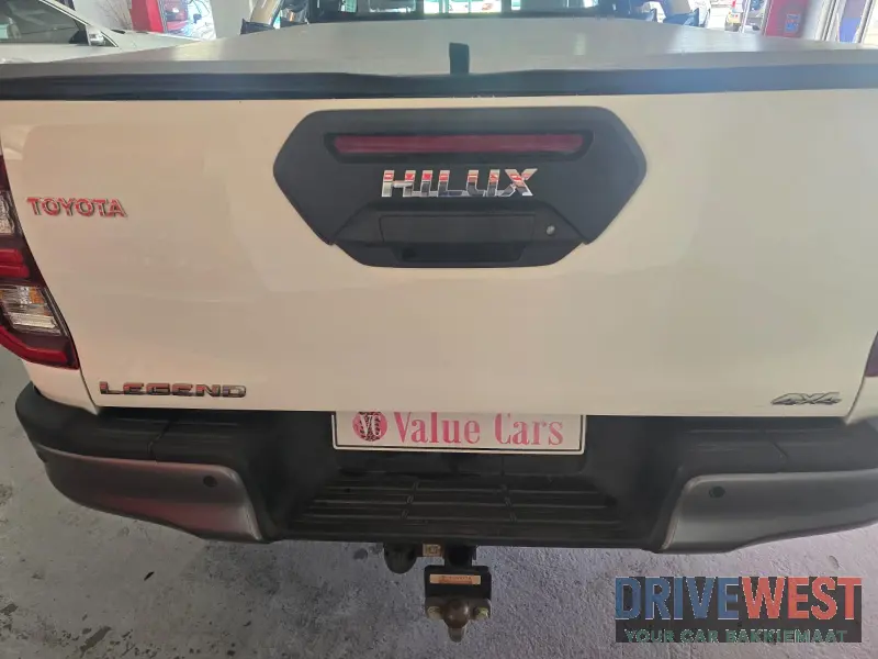 2024 Toyota Hilux 2.8 GD-6 Legend Extended Cab 4x4 Auto